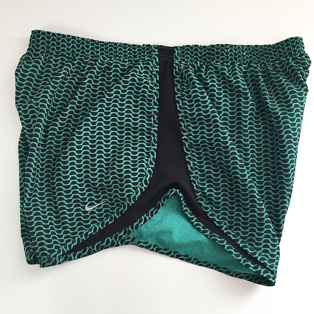 NIKE | DRI-FIT Running Shorts | XL